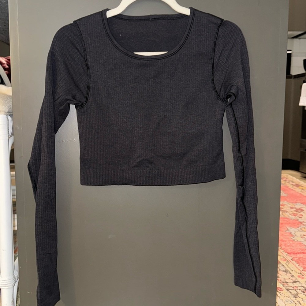 lululemon long sleeve crop top